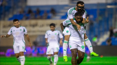 الأهلي يهزم الخليج بثلاثية في الدوري السعودي