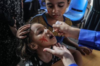 شلل الأطفال.. جولة ثانية من التلقيح وسط غزة