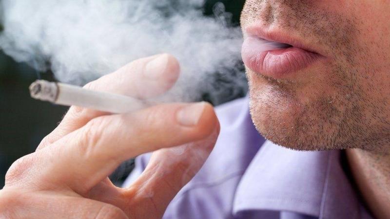 تحذير صادم ... آثار التدخين تبقى في العظام للأبد