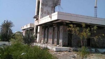 الطيران الأميركي البريطاني يستهدف مطار الحديدة باليمن