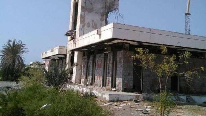 الطيران الأميركي البريطاني يستهدف مطار الحديدة باليمن