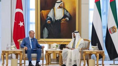 تضامن إماراتي مع تركيا.. ورفض لجميع أشكال العنف والارهاب