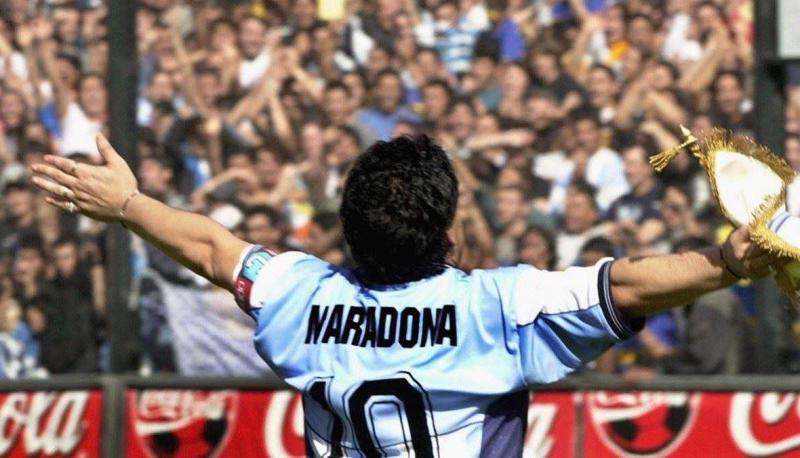 نجل مارادونا يتولى تدريب فريق في إسبانيا!