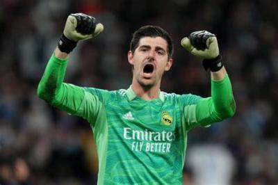 ريال مدريد يعلن إصابة كورتوا