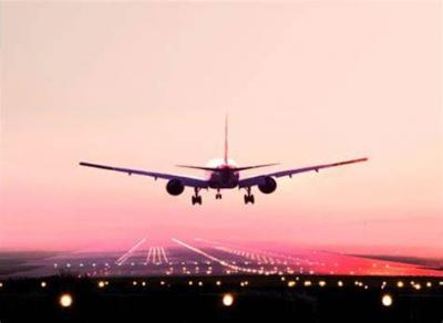 بسبب وفاة راكبة.. هبوط اضطراري لطائرة
