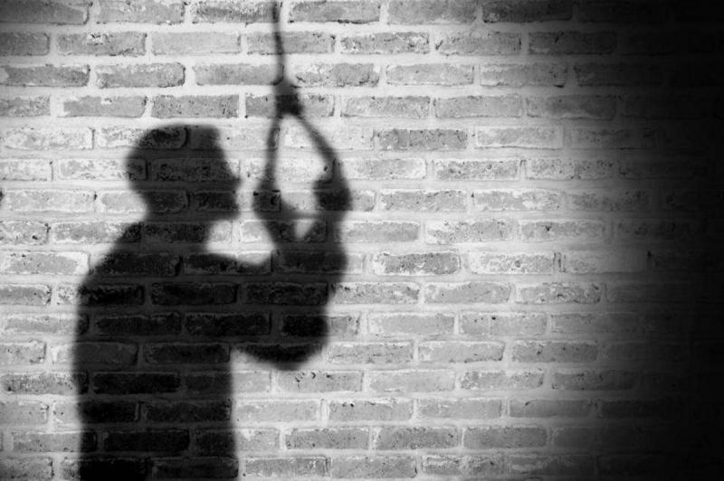 هل يزداد الانتحار في أيام معينة من السنة؟