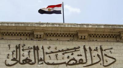 مصر.. إحالة أستاذ جامعي أفتى بجواز سرقة الكهرباء