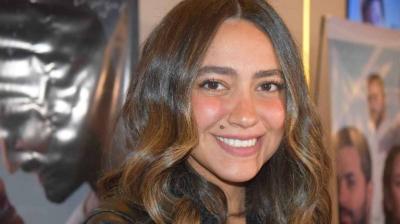 فنانة مصرية شهيرة تتعرض لشلل مؤقت.. ما السبب؟