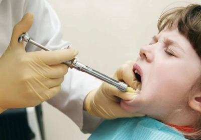 خدرها فماتت.. إدانة طبيب بالقتل غير العمد لطفلة