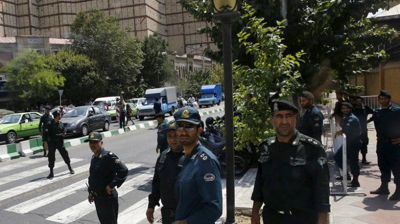 إيران: الطالبة التي تجردت من ملابسها في مكان عام مضطربة