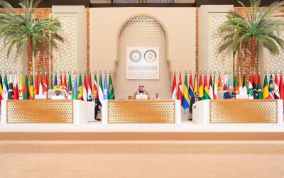 الرئيس الإيراني يشيد بمبادرة السعودية لعقد قمة عربية ‏إسلامية لبحث الوضع في غزة ولبنان‎  ‎