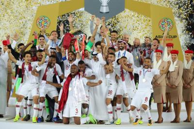 تصفيات كأس العالم.. قطر تنتزع فوزا مثيرا 3-2 على أوزبكستان