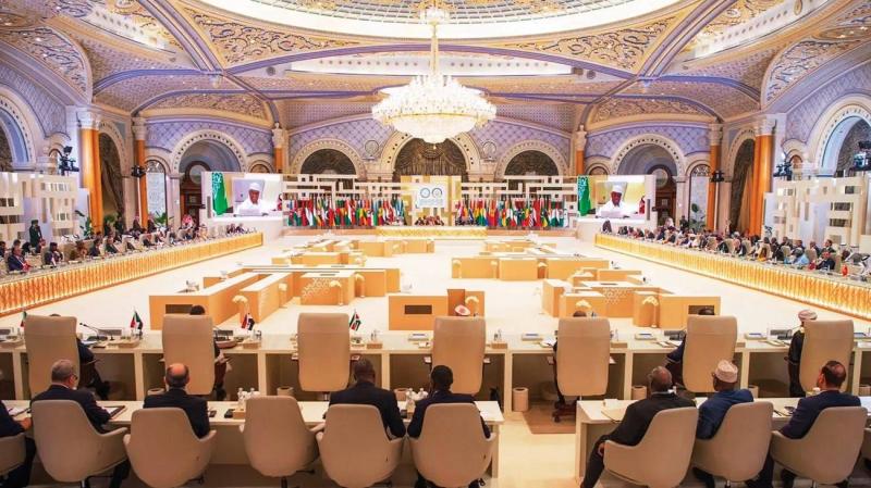 مستقبل الشرق الأوسط... من مجيء ترامب الى قمة الرياض