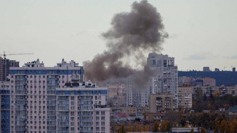 دوي إنفجارات تهز كييف... وحالة تأهب جوي في أوكرانيا