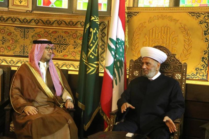 بخاري زار دريان: السعودية كانت وستبقى إلى جانب لبنان