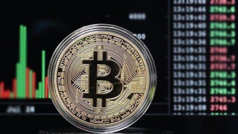 فوق 84 ألف دولار.. بتكوين تواصل التحليق