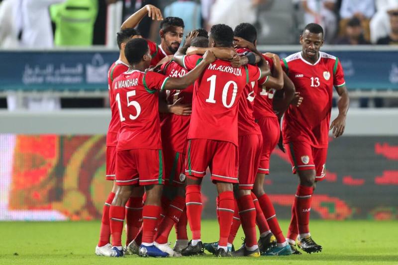 عُمان تهزم فلسطين وتتمسك بآمالها في تأهل تاريخي لكأس العالم