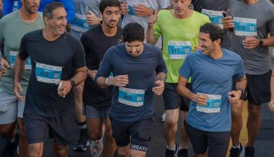 حمدان بن محمد يتقدم أكثر من 278 ألف مشارك في تحدي دبي للجري