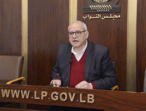 ملحم خلف يعلق على التقرير الإسرائيلي عن إمكانية قصف البرلمان