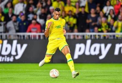 إيقاف مباراة بين نانت ولوهافر في الدوري الفرنسي