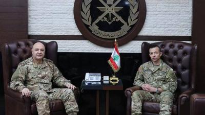 من هو الجنرال جيفرز الذي وصل إلى لبنان لقيادة اللجنة الخماسية؟