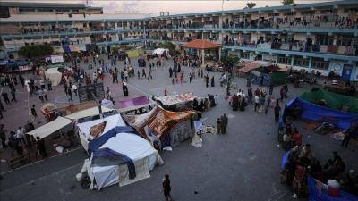الأونروا: أكثر من 415 ألف نازح بغزة يحتمون في مدارسنا