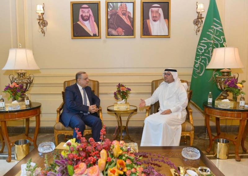 بخاري يبحث مع البيسري سبل تعزيز التعاون والتنسيق المشترك