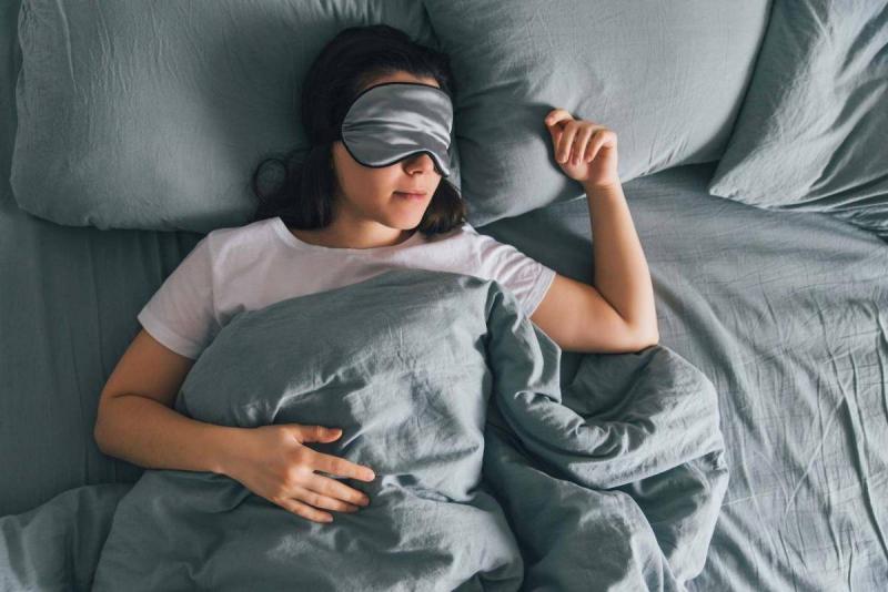 الطريقة العسكرية.. كيف تساعدك على النوم في 120 ثانية؟