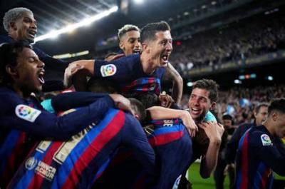 برشلونة يستعيد قميصه الأساسي