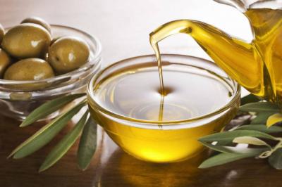 إرتفاع صادرات زيت الزيتون التونسي.. كم بلغت؟