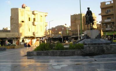 سوريا.. الفصائل المسلحة تعلن سيطرتها على مدينة دير الزور