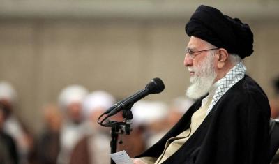 خامنئي: القتال في سوريا مسؤولية جيشها وليس إيران