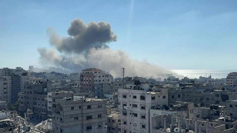غارة إسرائيلية على مدرسة نازحين في خان يونس