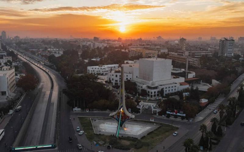 الزيارة الأولى لدمشق