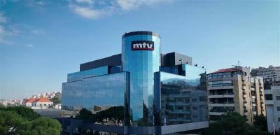 حريق كبير داخل مبنى محطة الـ mtv في النقاش...وإيقاف البث المباشر (فيديو)