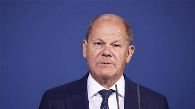 شولتس: اللاجئون السوريون المندمجون 