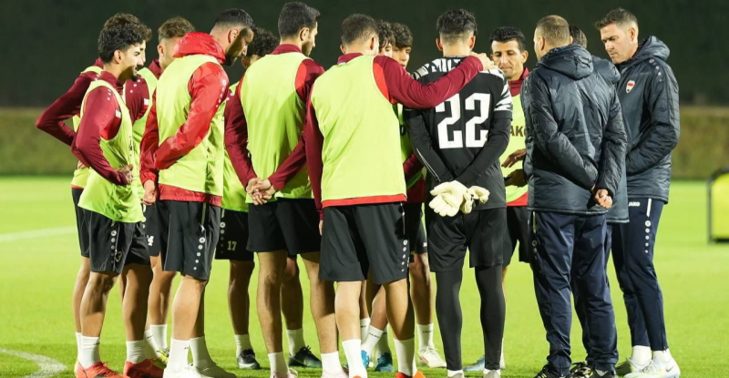 المنتخب العراقي يواصل تدريباته استعداداً لخليجي26