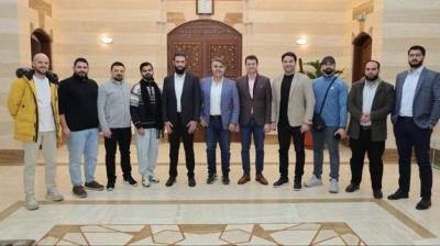 مشاهير وإعلاميين بضيافة الجولاني.. بينهم 