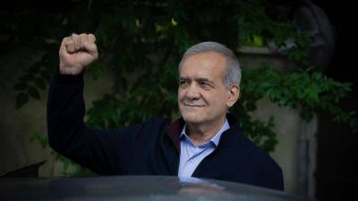 الرئيس الإيراني: لسنا في حرب مع أي بلد