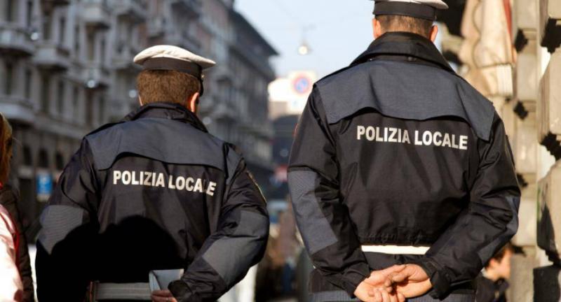 مقتل رجل بعد طعنه لعدد من الأشخاص في إيطاليا