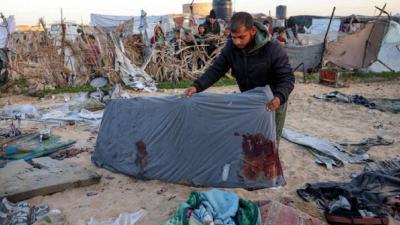 7 وفيات بسبب موجات الصقيع بين النازحين في غزة