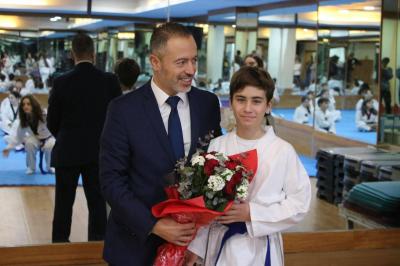 الدكتور ظريفة زار 