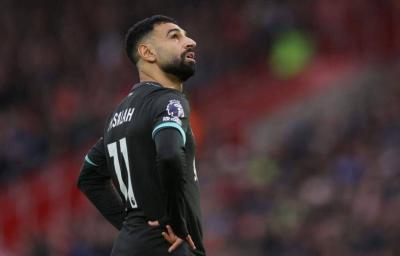 هل مدّد محمد صلاح عقده مع ليفربول؟