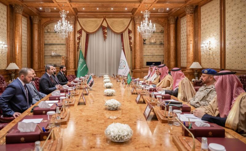 وزير الدفاع السعودي يتحدث عن 