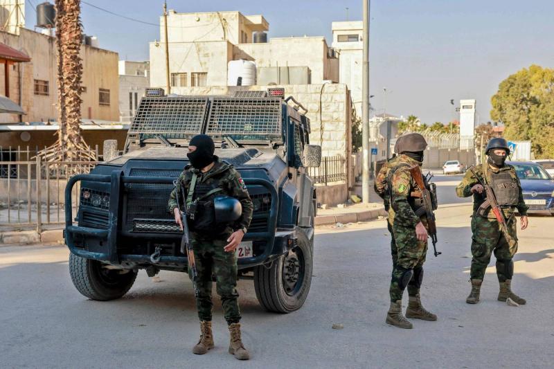 جنين... اقتتال داخل سجن مغلق
