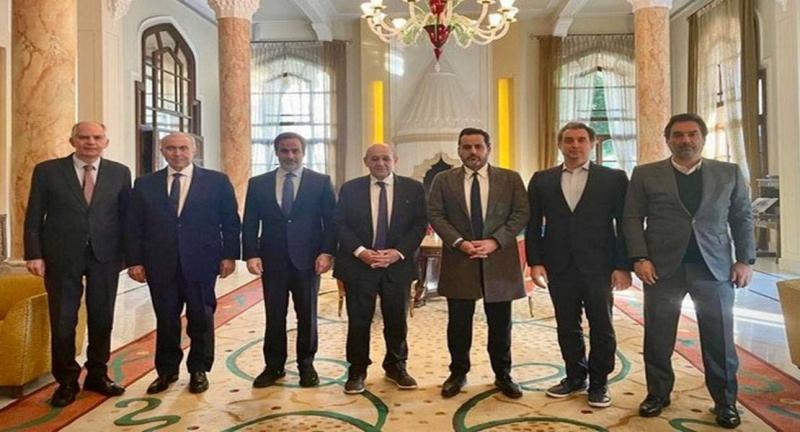 لقاء يجمع لودريان بعدد من نواب المعارضة