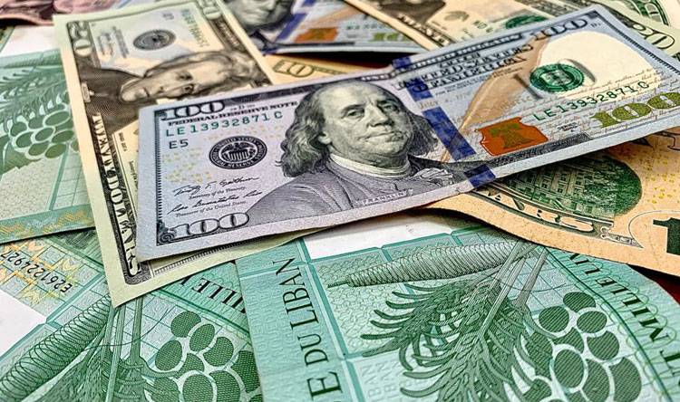 مضاربات على الليرة.. والسوق مستقر