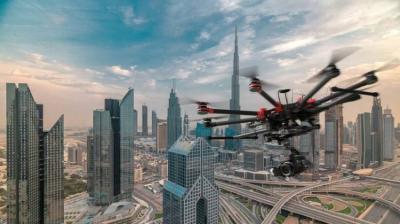 الإمارات ترفع الحظر المشروط على استخدام الأفراد للدرونز