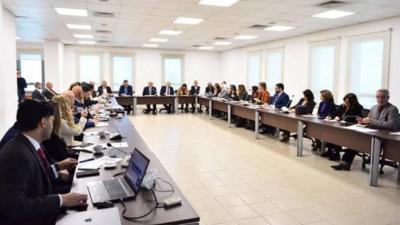الحلبي: ترميم المدارس المتضررة أولوية لعودة الطلاب إلى مقاعدهم