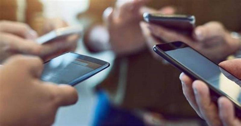 مصر.. قانون جديد يسمح للنيابة بتعقب الرسائل الخاصة!